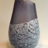 Vase mountain blue